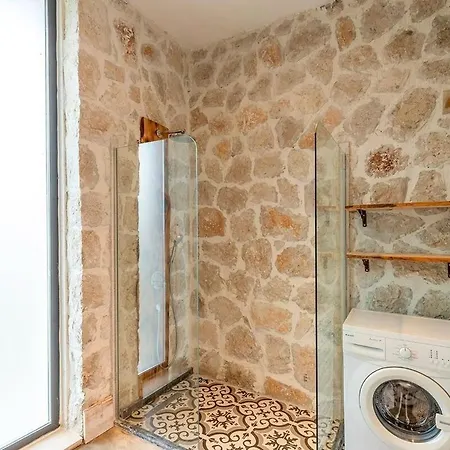 Furreyya2 * Kaş